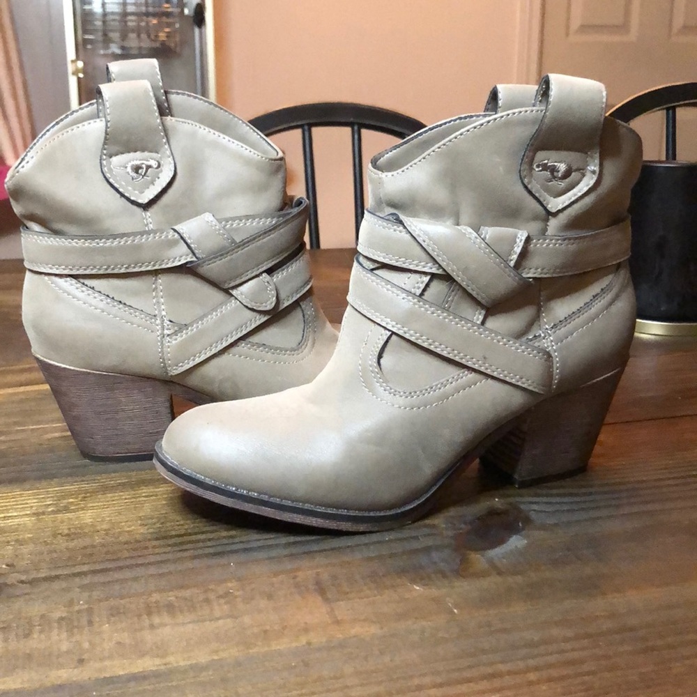 Rocket Dog Sayla Vintage Boot